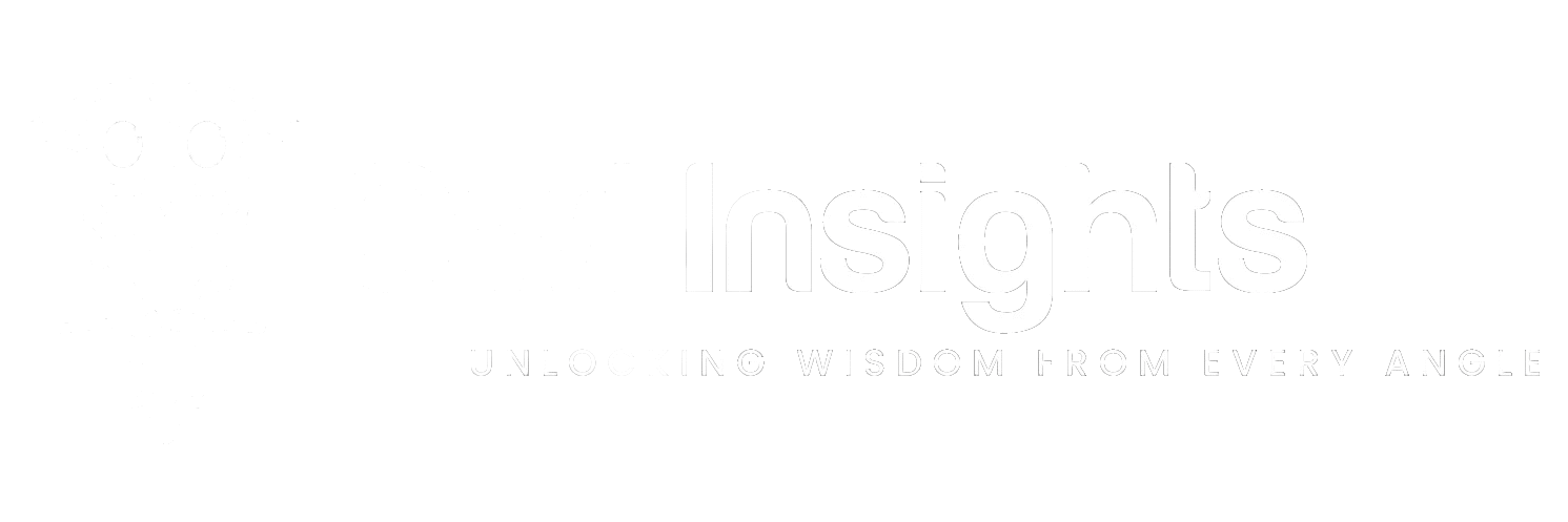 Owl Insights Logo in Transparent in weiß